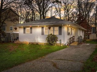 1152 William Floyd Pkwy, Shirley, NY 11967