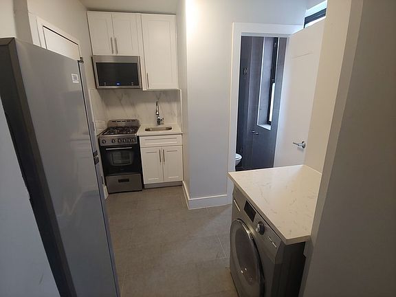 2nd image of 411 E 118th St #28A
