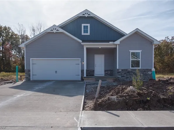 704 Hampshire Ct, Amherst, OH 44001