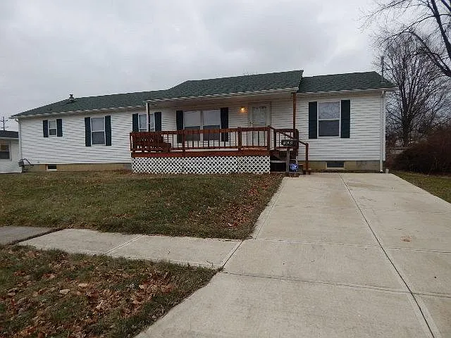 264 Fies Ave photo 1