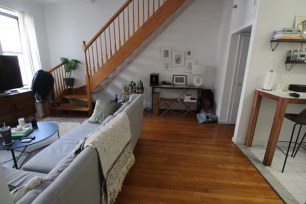 Rented by Luxor Homes & Investment Realty | media 37