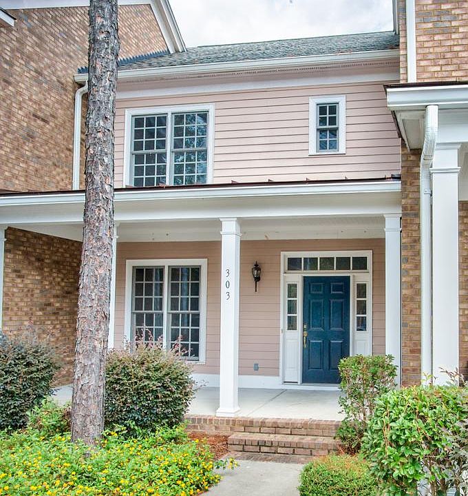 Front view of the Town Home