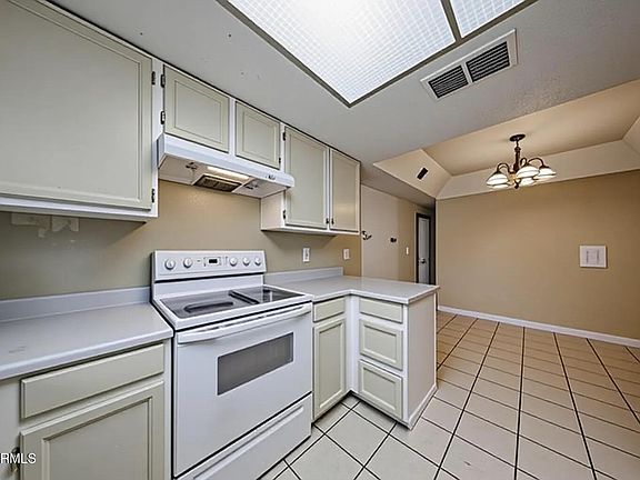 5th image of 1905 E University Drive #270