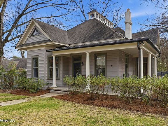 2nd image of 915 Gillespie St