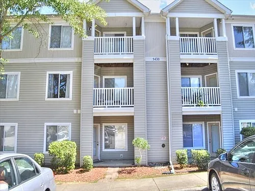 1241 University Ct #102 Photo 1