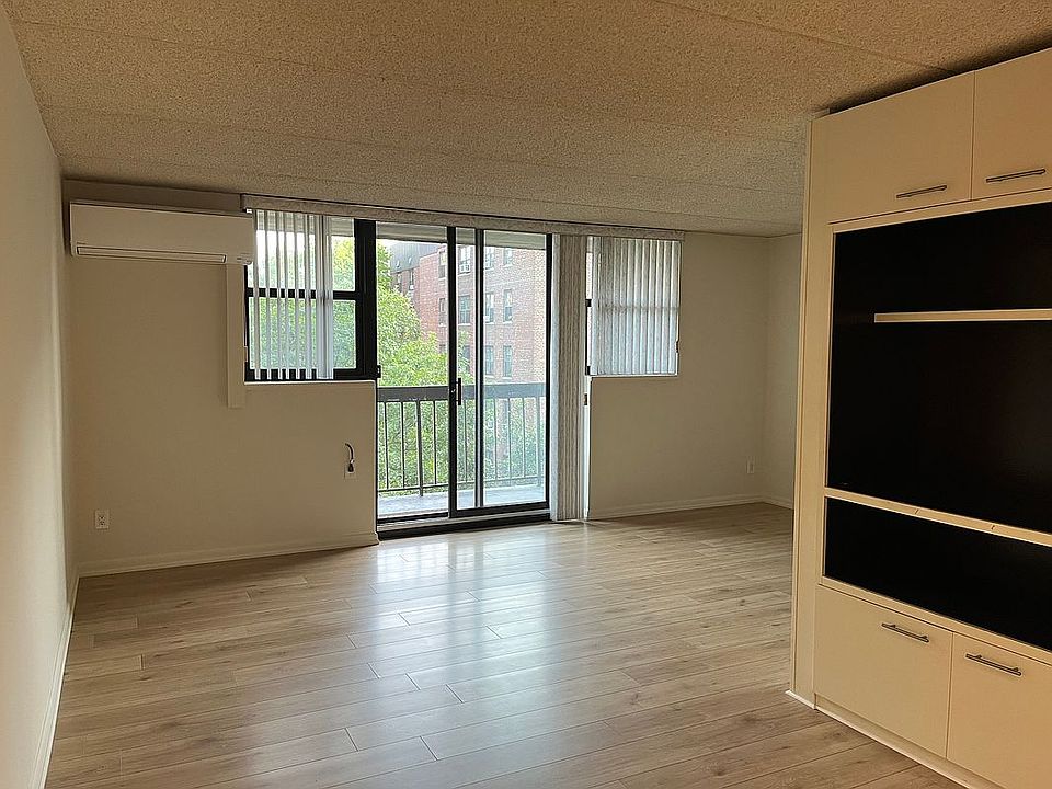 1st image of 137-77 45th Ave APT 5H