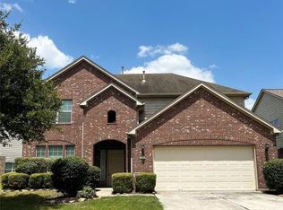 8206 Clover Leaf Dr, Rosenberg, TX 77469
