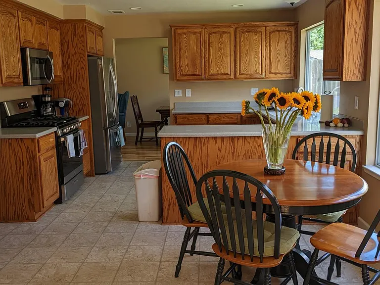 8143 Mesa Oak Way — Photo 4