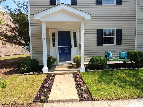 318 Lakeside Dr, Mount Pleasant, SC 29464