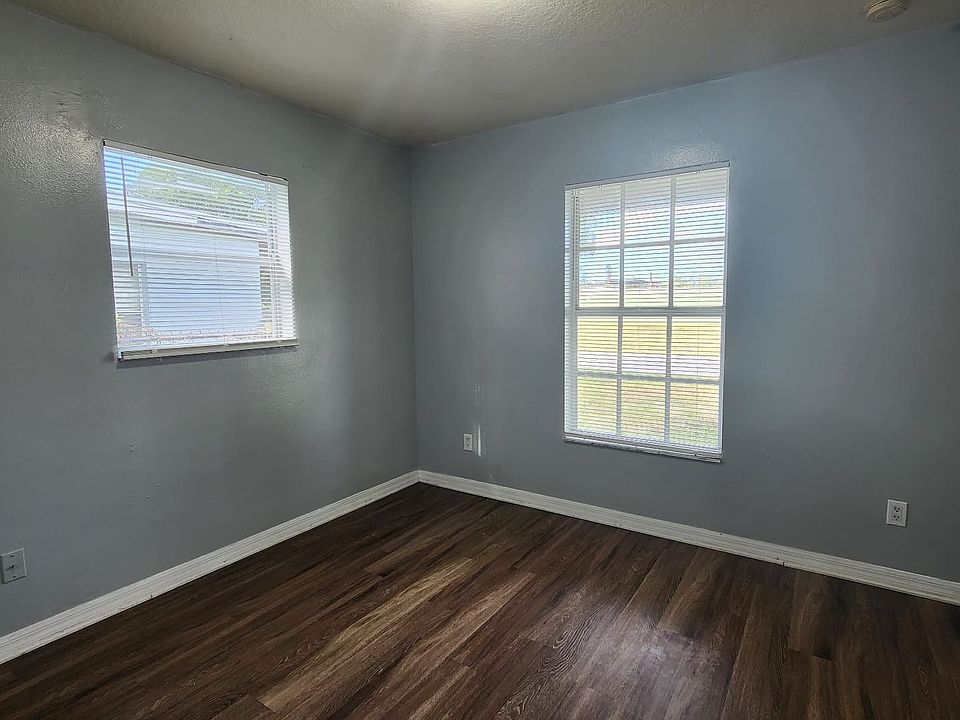 1st image of 4378 9th Ave S