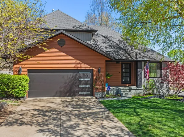 2925 W Darby Street, Springfield, MO 65810