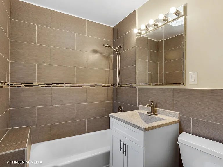 835 Ridge Ave #402 — Photo 13