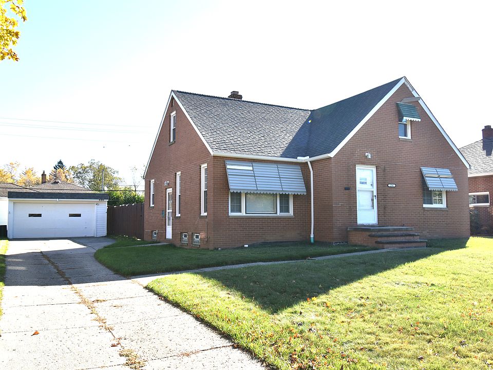 1st image of 2761 Forestview Ave