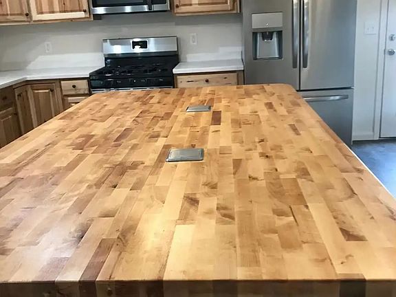 3rd image of 3512 N Kingsley Dr #1