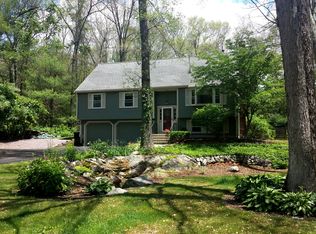 555 Madison St, Wrentham, MA 02093