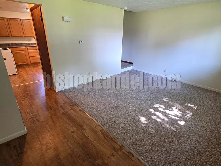 1614 Crystal Ave — Photo 2