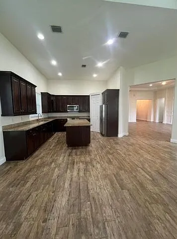 6326 Grebe Ct — Photo 4