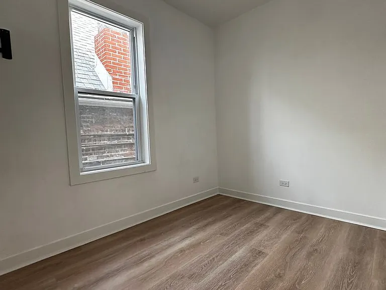 2812 S Pulaski Rd #1 — Photo 14
