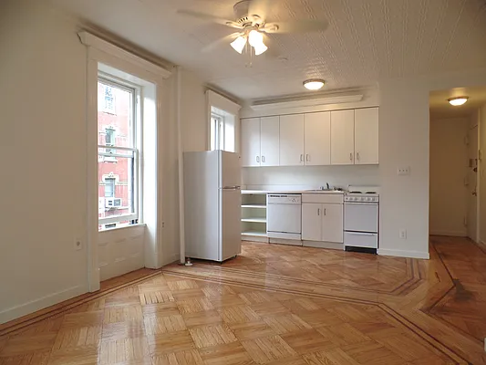 Rented by NYC Village Real Estate | media 10