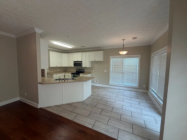 1630 Academy Dr #709 — Photo 3