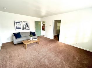 530 W 9th St APT 4, Long Beach, CA 90813