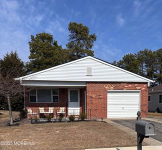 12 Dawn Way, Toms River, NJ, 08757