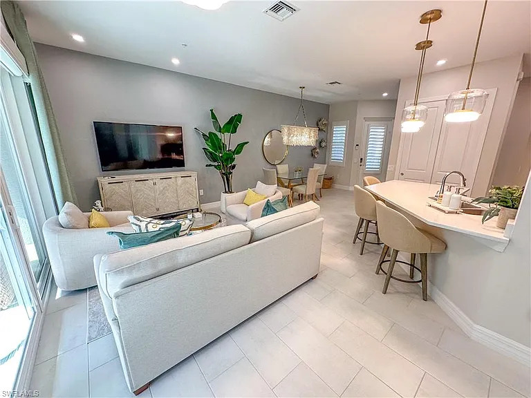 232 Indies Dr E #201 — Photo 11