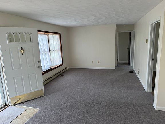 2nd image of 4423 Middleboro Rd