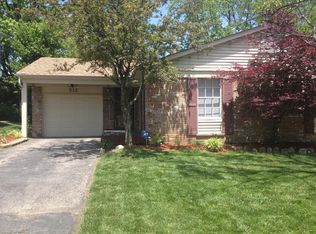 512 Waycross Rd, Cincinnati, OH 45240