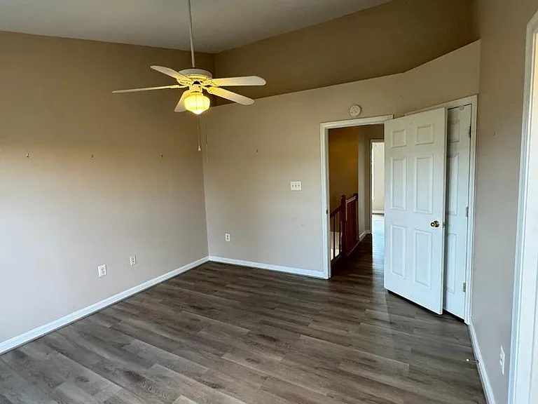 2424 Wynfield Ct — Photo 13