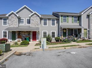 524 N Potomac St, Waynesboro, PA 17268