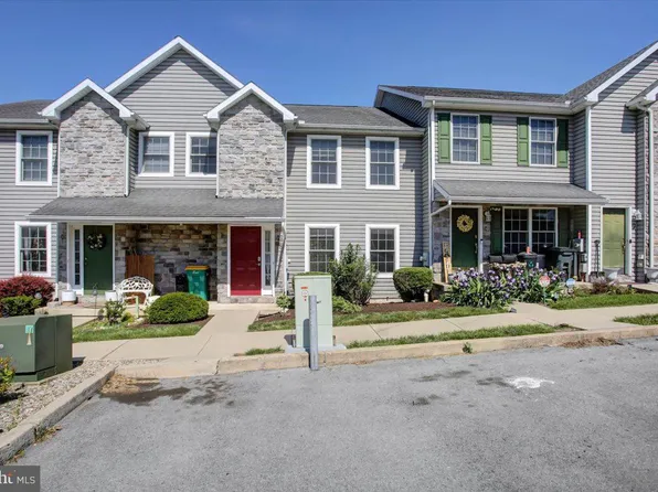 524 N Potomac St, Waynesboro, PA 17268