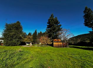 235 Orchard Way, Myers Flat, CA 95554