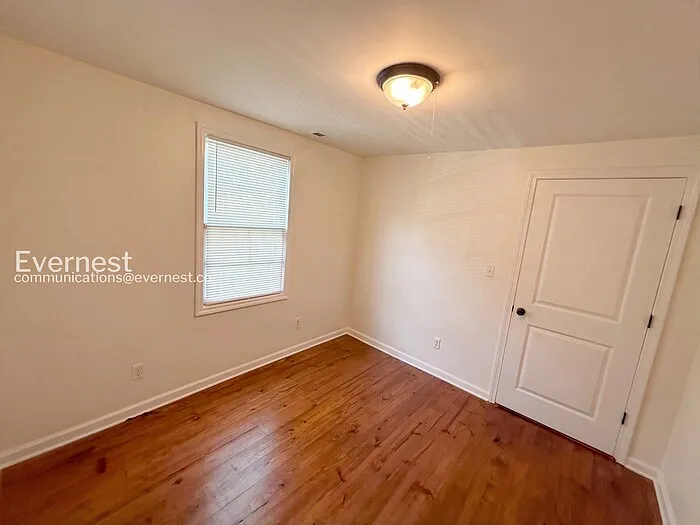 506 Alpha St — Photo 11