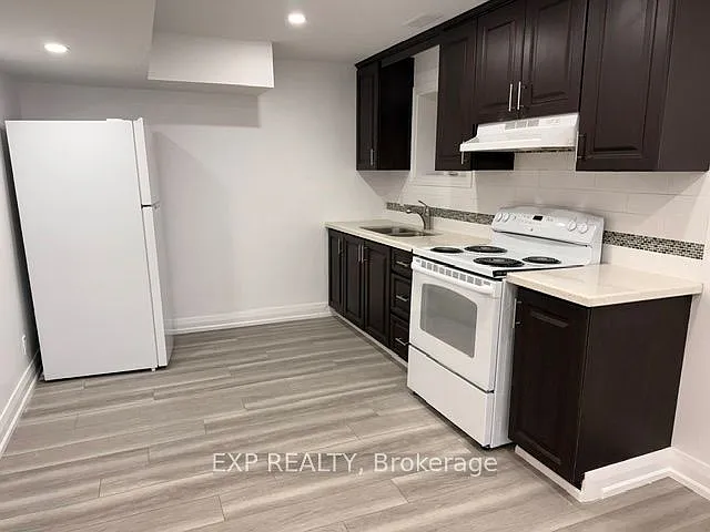 352 Carlissa Run N — Photo 2