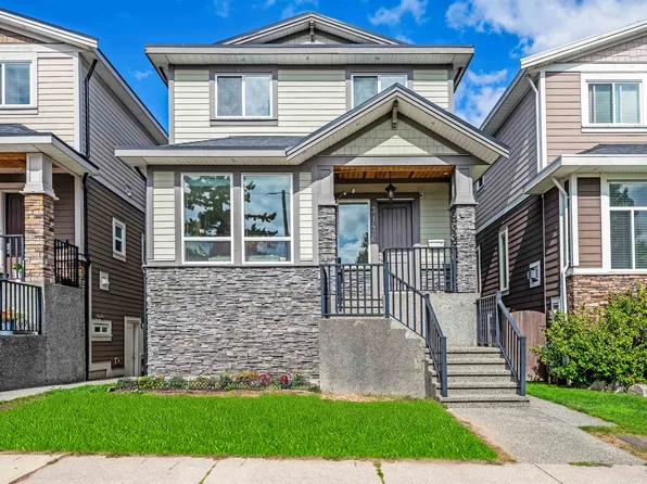 1426 Finlay St #3, White Rock, BC V4B 4L5