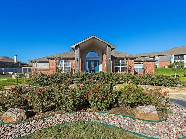 Trails of Sanger, Newly Renovated Apartment Homes