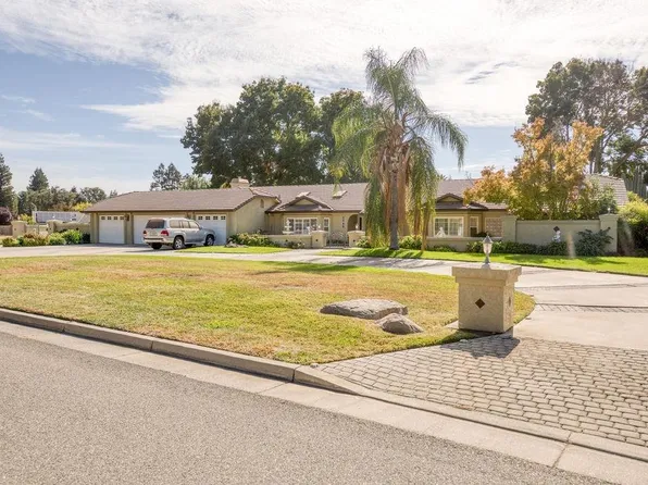 2388 Tuscany Ave, Merced, CA 95340