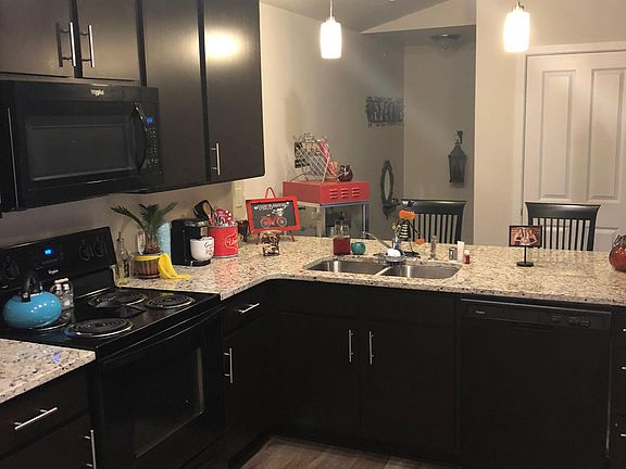 4th image of 3111 Market Ln APT 1107