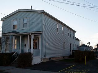 14 Wintworth St #2, Chicopee, MA 01013