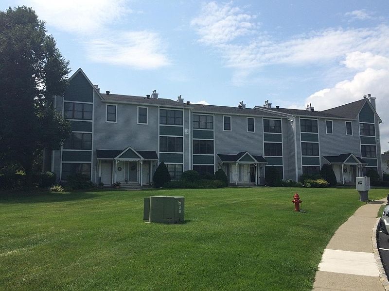 1st image of 94 Heritage Ln #202