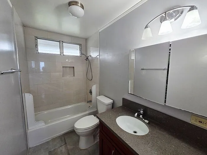 98-945 Kaonohi St #C — Photo 9