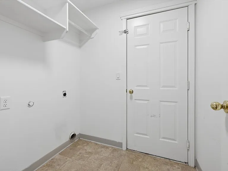 1020 Aspen Grove St — Photo 16