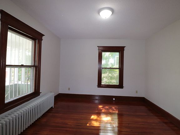 2nd image of 103-105 Lincoln St Floor 1