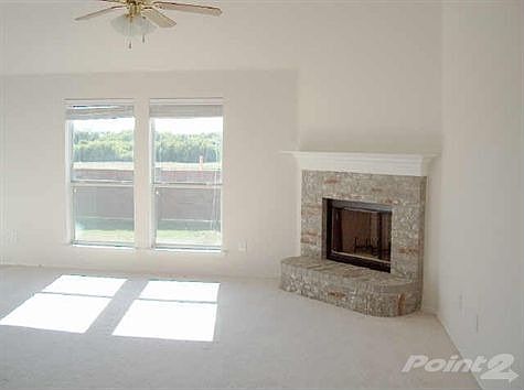 2nd image of 2107 Stonewood Dr