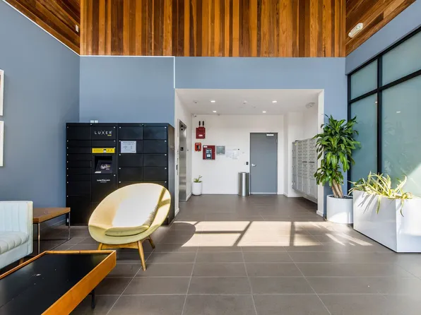 H Wood Apartments LLC, 5727 La Mirada Ave APT 309, Los Angeles, CA 90038