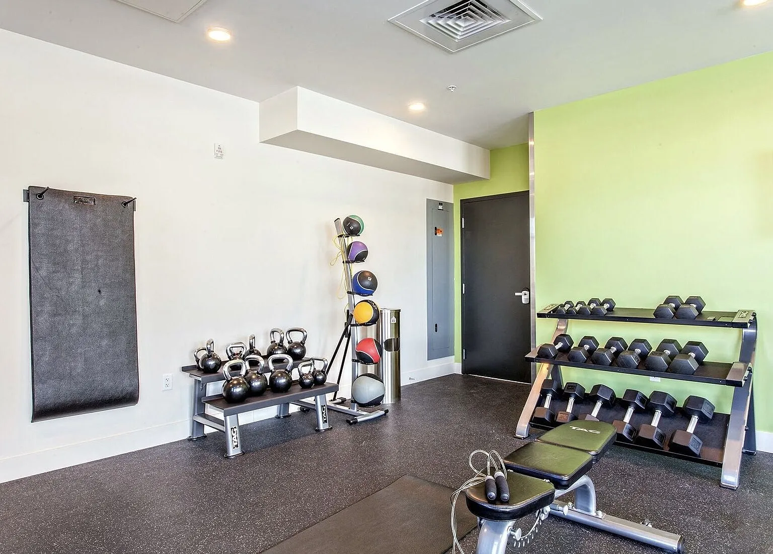 Delo Apartments — Photo 4