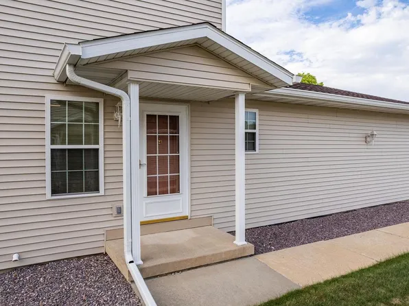 1330 Silver Drive, Baraboo, WI 53913