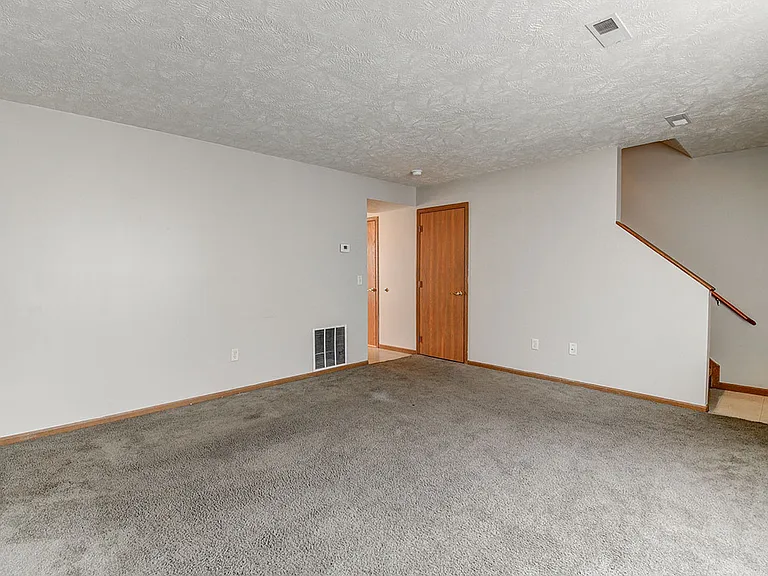 Floor plan 2 living room