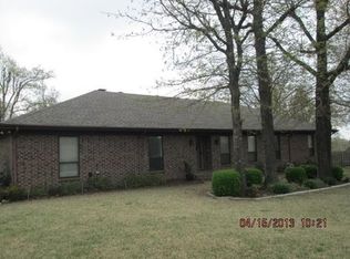 605 Saint Renee Dr, Paragould, AR 72450